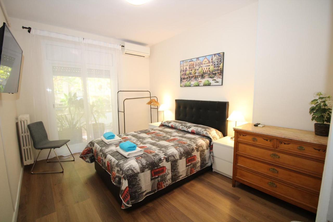 Urgel Habitaciones Barcelona Kültér fotó